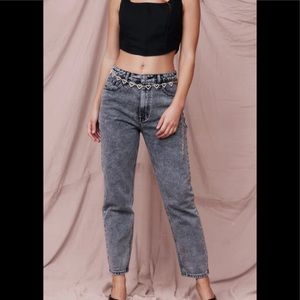 High waisted belt loop mom jeans